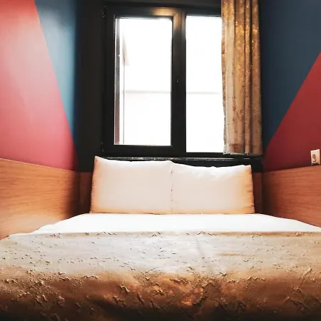 Hotel Quantum 3*